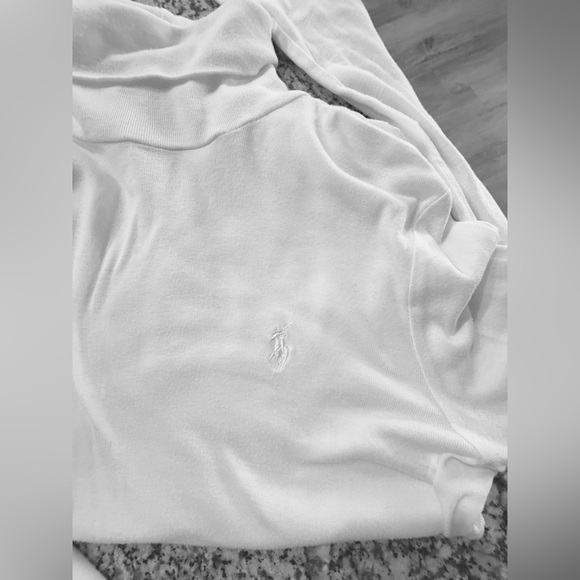 Ralph Lauren Women’s Ribbed Turtleneck Top - Picture 7 of 7